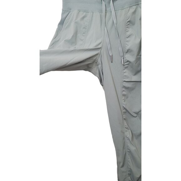 NEW LULULEMON WOMEN'S DANCE STUDIO MID RISE GREEN LOSS PANTS REGULAR SIZE 6 - Picture 5 of 12
